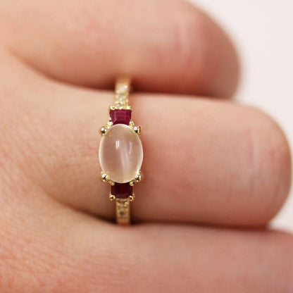 2.65 Ct Tw Natural Cabochon Moonstone, Red Ruby & Diamond Solid 14K Rose Gold 3 Stone Engagement Ring for Women 6 Mm (18K Yellow Gold, 3)