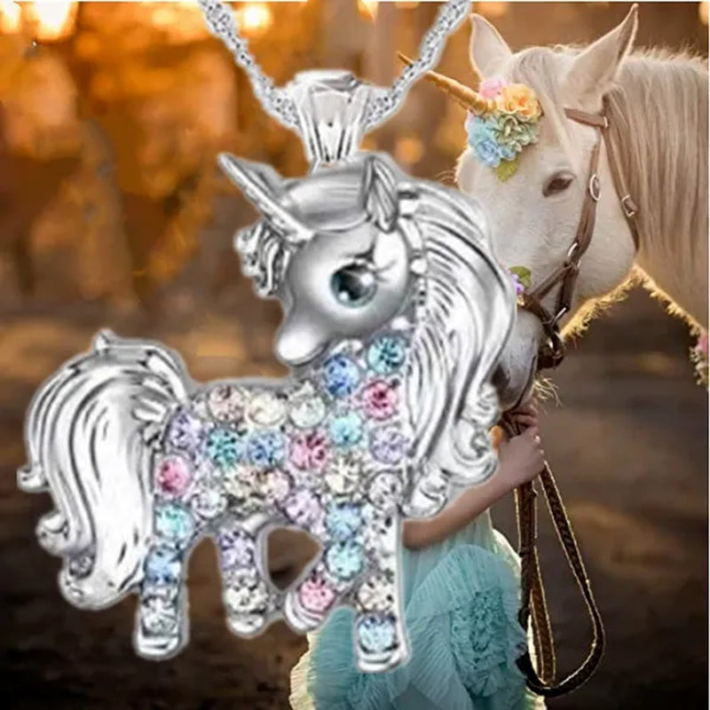 Exquisite Fashion Personality Women'S Unicorn Jewelry Accessories Necklace Zircon Necklace Couple Jewelry Accessories Lovely and Elegant Unicorn Animal Pendant Birthday Wedding Valentine'S Day Anniversary Gift