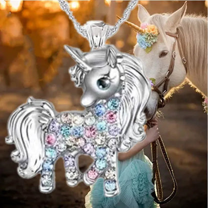Exquisite Fashion Personality Women'S Unicorn Jewelry Accessories Necklace Zircon Necklace Couple Jewelry Accessories Lovely and Elegant Unicorn Animal Pendant Birthday Wedding Valentine'S Day Anniversary Gift