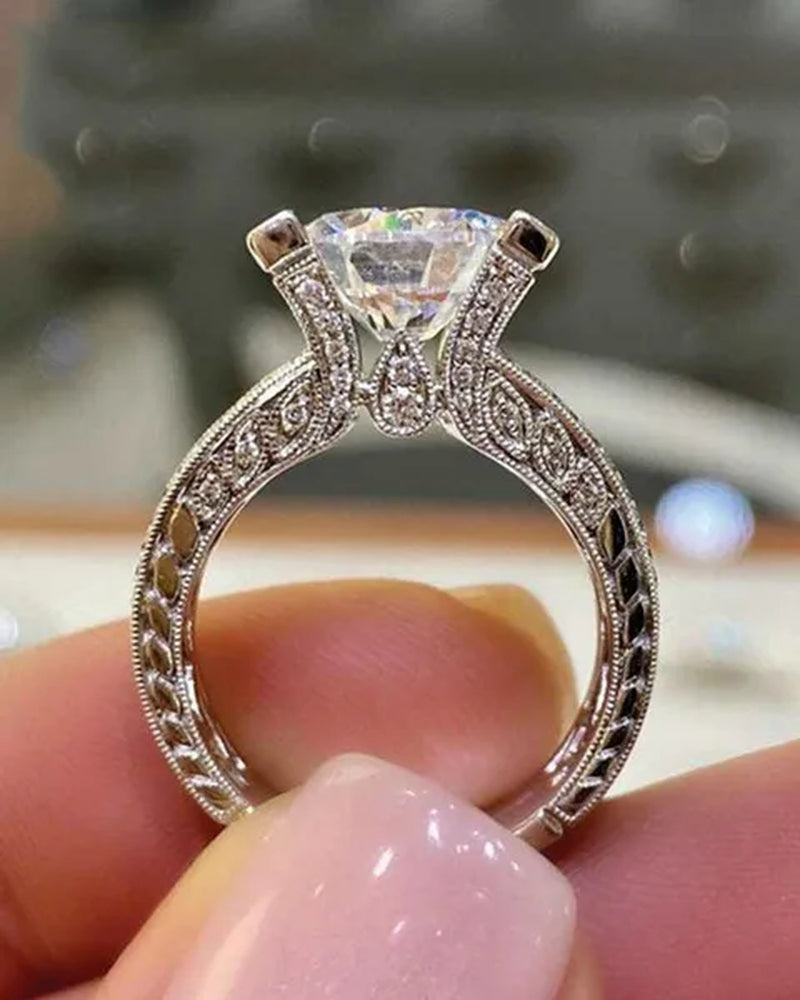 Fashion Ladies  2 Carat Natural Gemstone White Sapphire Diamond Ring Classic Design Ladies Engagement Wedding Promise Ring Birthday Gift Jewelry Size 5-11