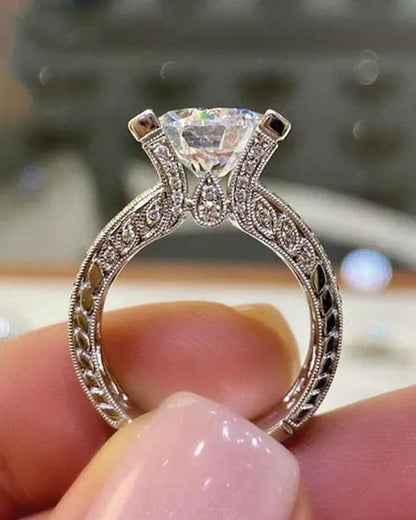 Fashion Ladies  2 Carat Natural Gemstone White Sapphire Diamond Ring Classic Design Ladies Engagement Wedding Promise Ring Birthday Gift Jewelry Size 5-11