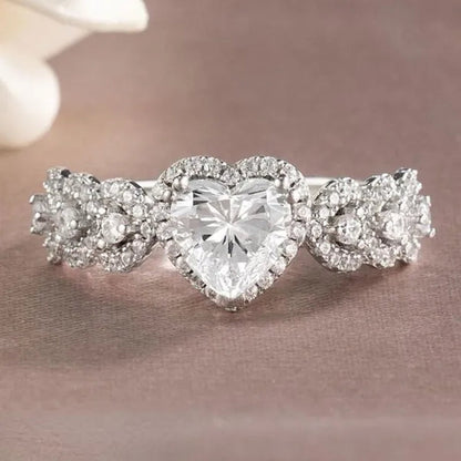Delicate Silver Plated Micro Pave Diamond Heart Cut White Sapphire Rings for Women Bridal Romantic Engagement Proposal Gift
