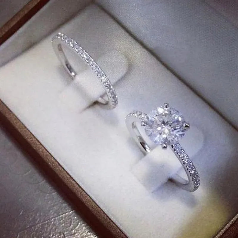 2Pcs/Set Exquisite Woman Fashion Accessories Classic White Crystal Zircon Wedding Rings Set Elegant Female Bride Jewelry Proposal Promise Anniversary Gift Romantic Princess Luxury Engagement Ring Size 4-12 Bague Femme