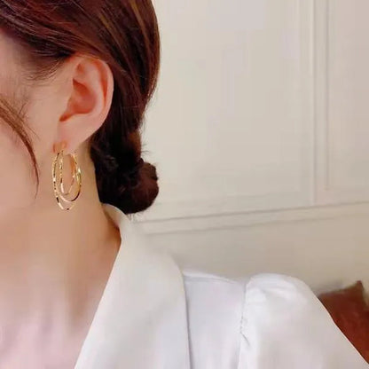 Exquisite Silver Plated Gold Color Three-Layer Circle Exaggerated Simple Earrings Romantic Valentine'S Day Gift Engagement Earrings Wedding Earrings Anniversary Hoop Earrings Women'S European and American Fashion Female Jewelry