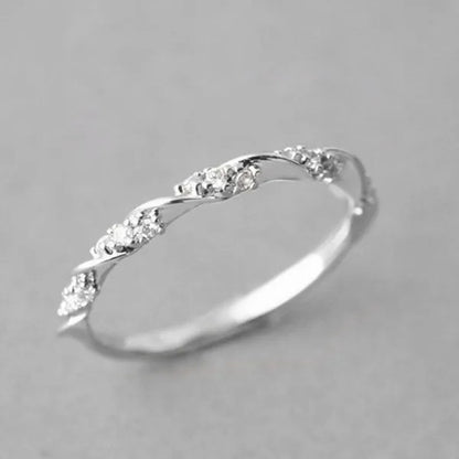 Simple and Exquisite Fashion Three-color Rose Gold Gold Silver Women's Ring, Cute Princess Ring Elegant Promise Ring, The Best Choice for Girlfriend Gifts. Size US5-11