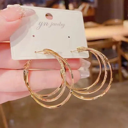 Exquisite Silver Plated Gold Color Three-Layer Circle Exaggerated Simple Earrings Romantic Valentine'S Day Gift Engagement Earrings Wedding Earrings Anniversary Hoop Earrings Women'S European and American Fashion Female Jewelry