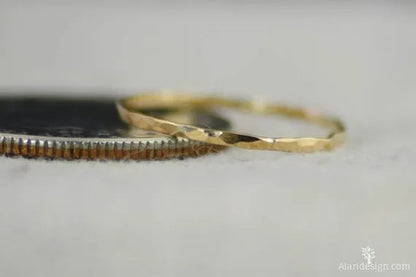 Stylish Ultra-Thin 925 Sterling Silver Stackable Rings 14K Hammer Rring Size 6-10