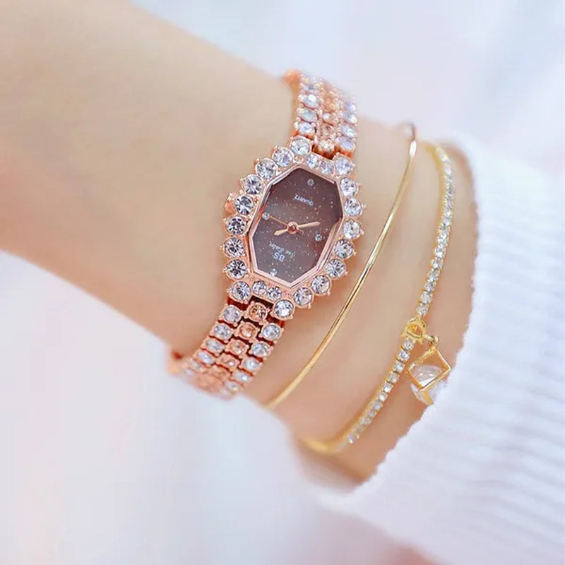 BS Brand Fashion Watches Women Ladies Diamonds Small Bracelet Watch Green Stone Gold Waterproof Montre Femme