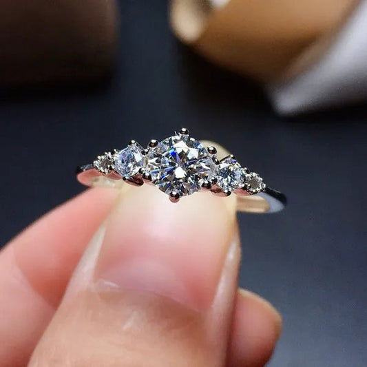 Luxury Women'S Fashion Silver Color Ring round Cut Cubic Zirconia Engagement Party Wedding Promise Rings Anniversary Gifts