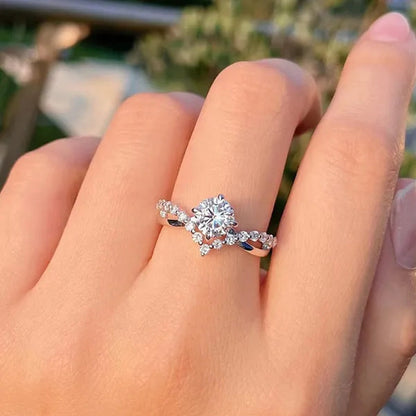 Luxury 925 Sterling Silver White Sapphire Ring round Cut Moissanite Diamond Jewelry for Women Rings Beautiful Bride Proposal Engagement Wedding Accessories Party Anniversary Gift