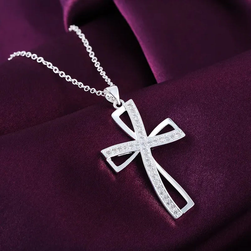 Pretty Women'S 925 Sterling Silver Elegant Cross Pendant Diamonds Necklace(With Chain)