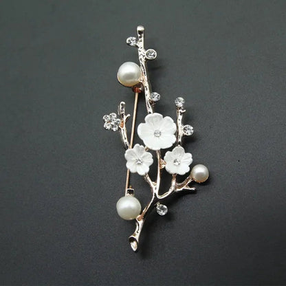 Natural Plum Blossom Brooches Pins For Women Vintage Freshwater Pearl Brooch Bouquet For Wedding Party