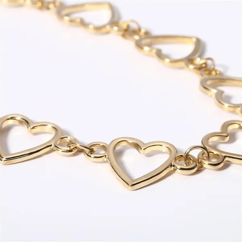 Simple Metal Heart Shape Choker Necklace for Women Fashion Elegant Geometric Collar Punk Jewelry Gift
