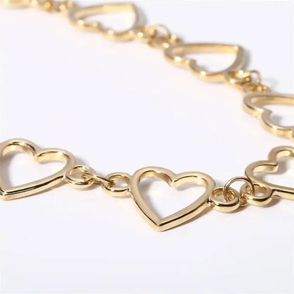 Simple Metal Heart Shape Choker Necklace for Women Fashion Elegant Geometric Collar Punk Jewelry Gift