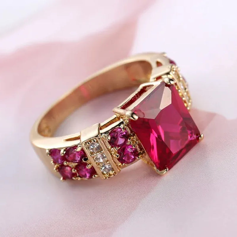 New Fashion Elegant Jewelry Ruby Gold-Plated Yellow Womans Rings