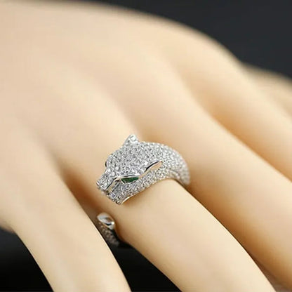 Personality 925 Sterling Silver Plated Jaguar Rings with Green Rhinestone Eyes Animal Fashion Costume Rings for Men and Women