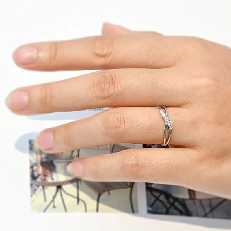 Luxury White Sapphire Jewelry Fashion 925 Sterling Silver Twist Diamond Ring Bride Engagement Wedding Band Party Accessories Anniversary Gift Promise Rings